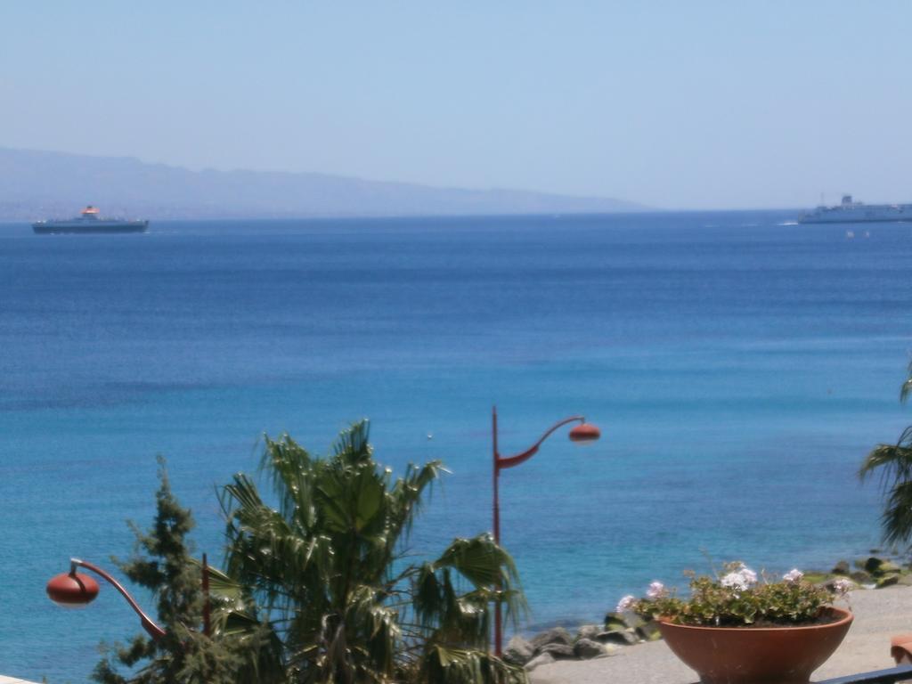 Blue Eden Strait Apartment Messina Cameră foto