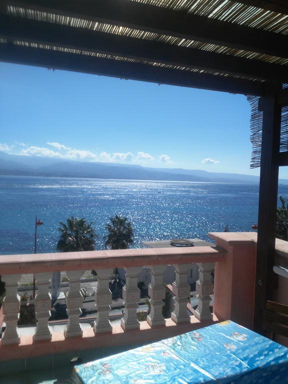 Blue Eden Strait Apartment Messina Exterior foto